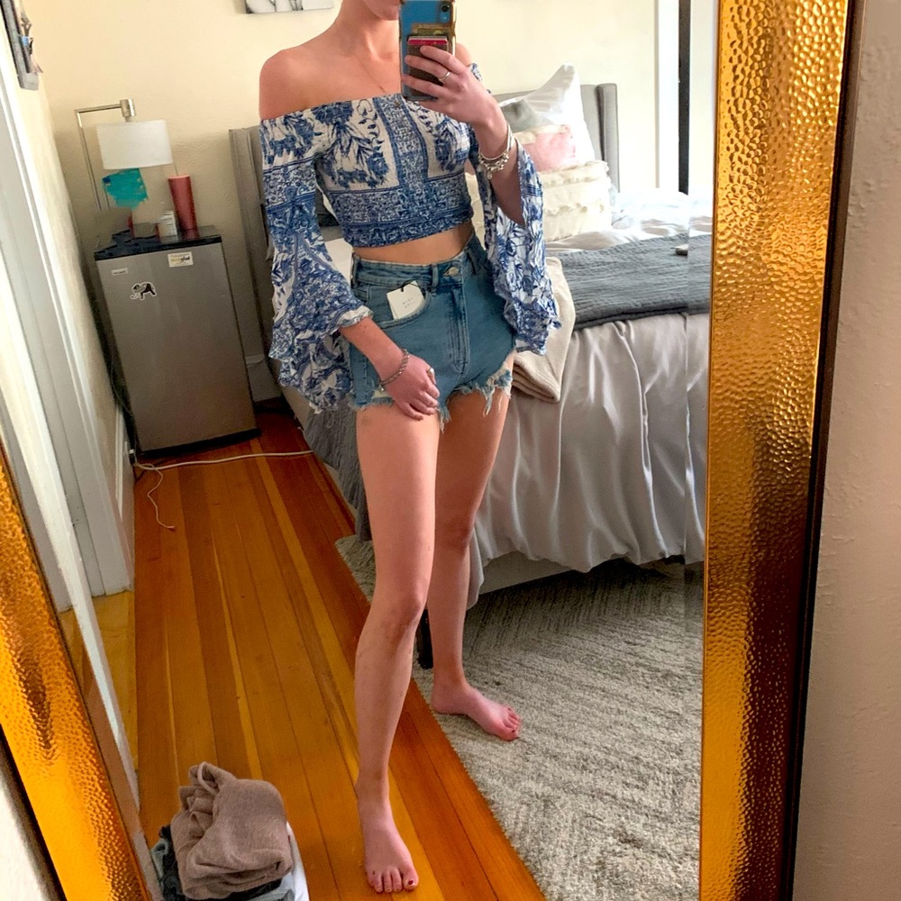 LF flowy top